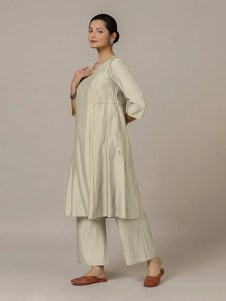 Mahi x Rozaana | A Line Kurta in Ivory with Thread Work | Coords or Only Kurta