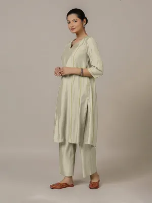 Mahi x Rozaana | A Line Kurta in Ivory with Thread Work | Coords or Only Kurta