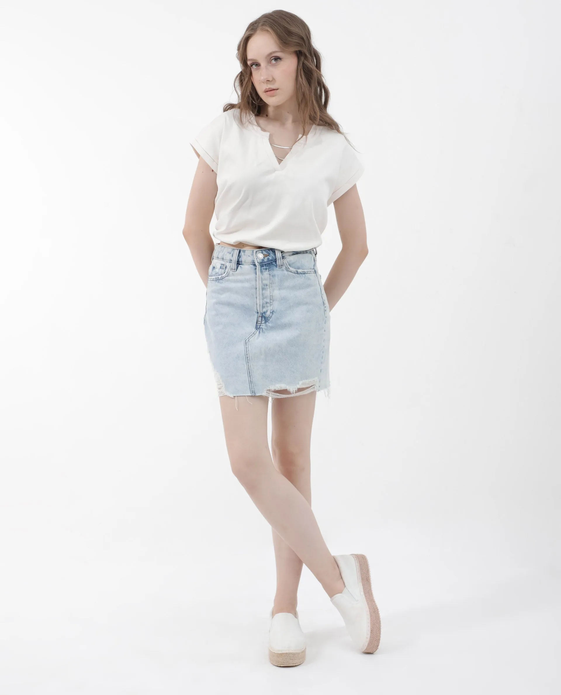 Rareism Women Sanderson Off White Cotton Fabric Short Sleeve V-Neck Solid Regular Fit Top