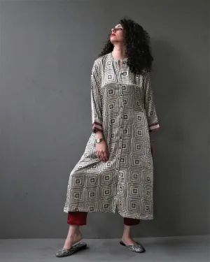Saanjh Handprinted Mashru Silk Kurti